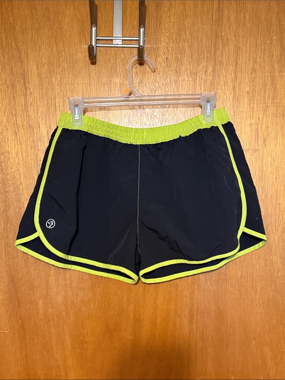 Zumba Fitness Black Nylon Shorts with Neon Yellow/Green Waistband sz L
